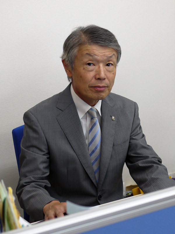 税理士 弓場秀俊